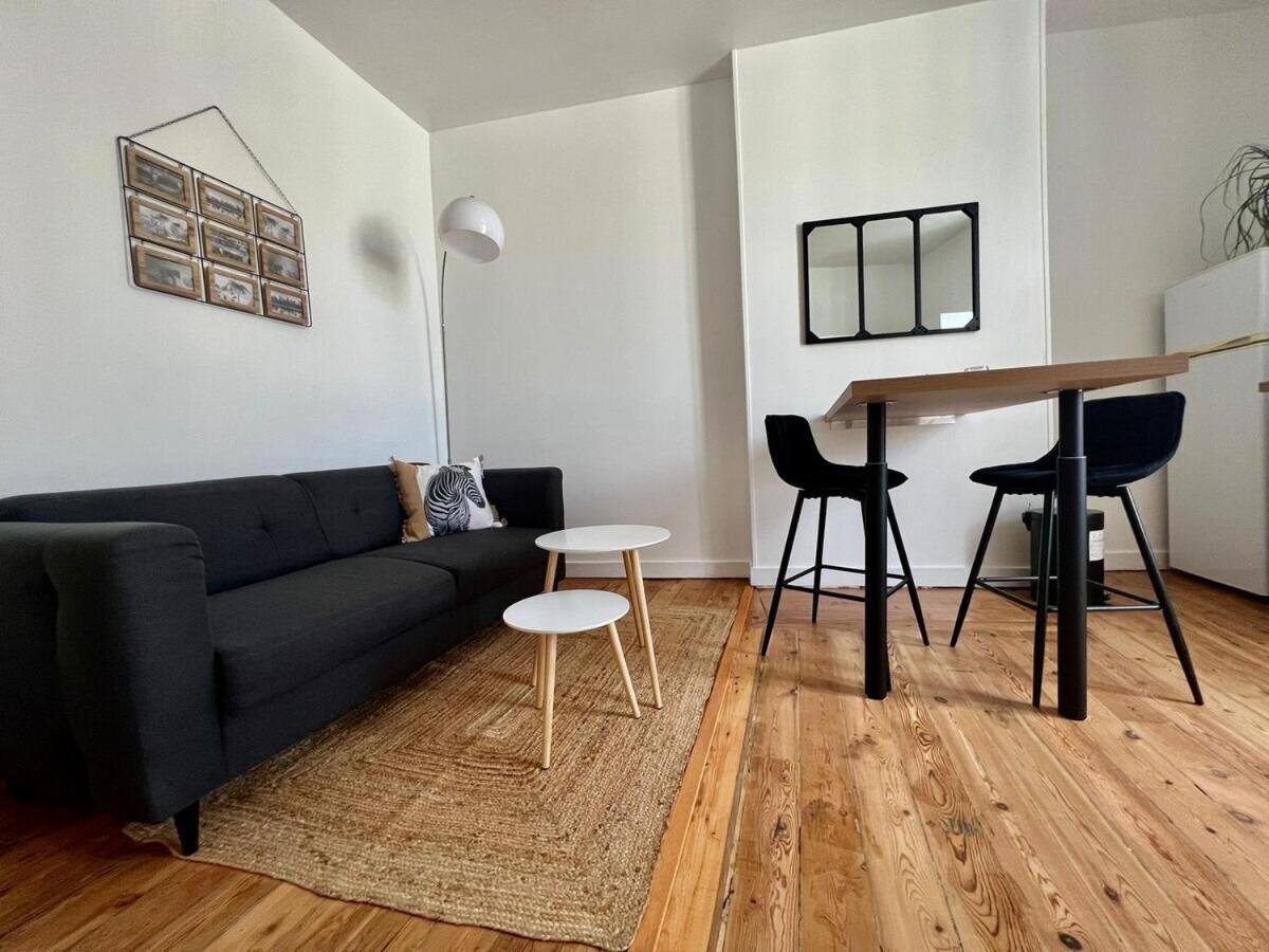 Au Coeur De Ville Laval  Eksteriør bilde
